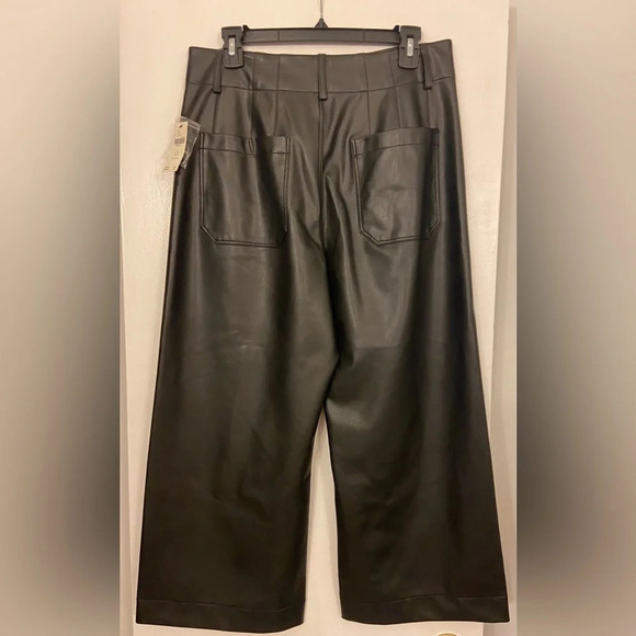 NWT Maeve The Collette Cropped Wide Leg Faux Leather Pant Black PETITE Size 31 - Picture 3 of 9
